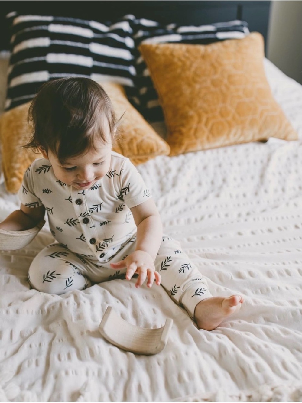 Jax + Lennon Cream Leaf-Print Kids One-Piece - Picture 3 of 8